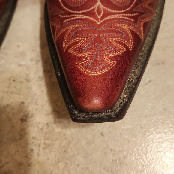Charlie 1 Horse Red Embroidered Leather Heeled Mules Made in Brazil Size 7.5 - Picture 4 of 13